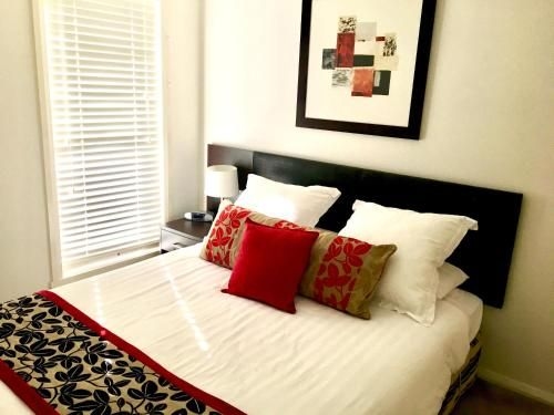Encore Apartments0