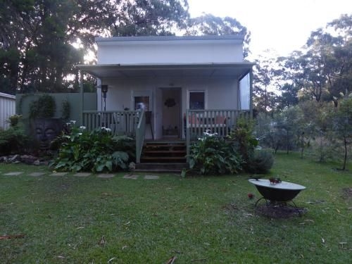 Buddha Cottage Springbrook0