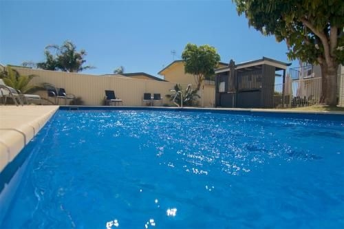 The Sands Holiday Apartments1
