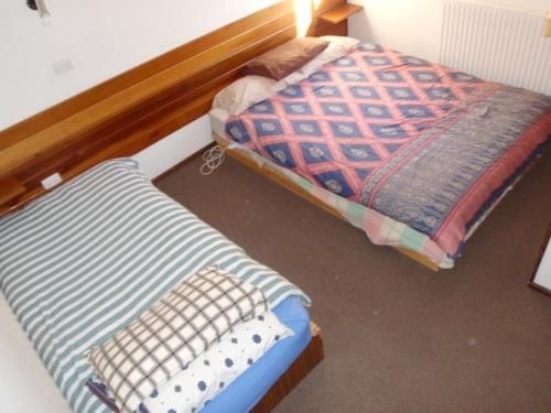 Retro 2 Bedroom Apartment (Retro 2 Bedroom and 2 Loft Apartment)3