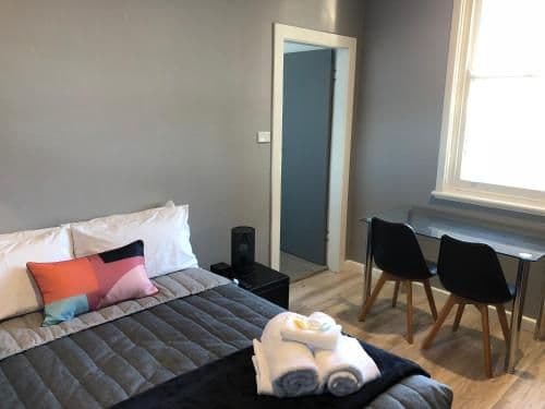 King Studio with External Bathroom