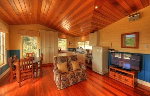 Island View Spa Cottage3