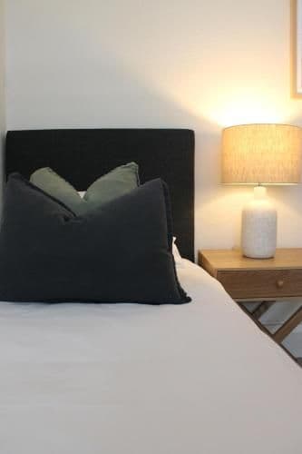 Single Room with Shared Bathroom