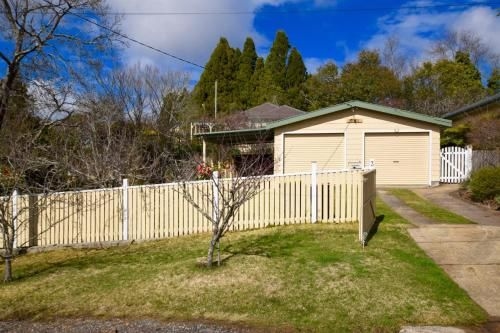 Raspberry Terrace of Leura1