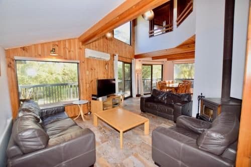Five-Bedroom Holiday Home