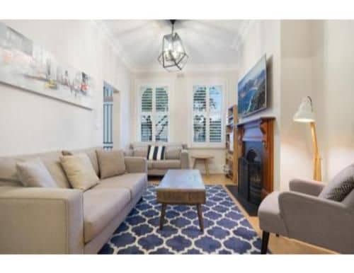 Elegant Renovated Terrace Close To City Elegant Renovated Terrace Close To City