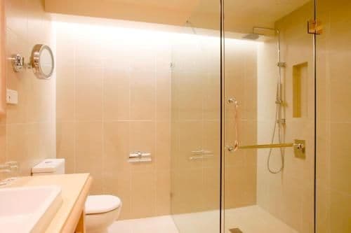 Premium King Room