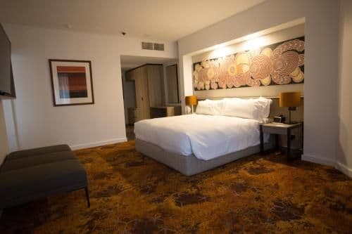 Deluxe King Suite - Non-Smoking