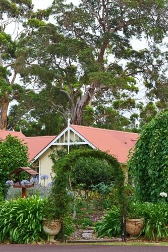 Karri House. Eat - Stay - Love3