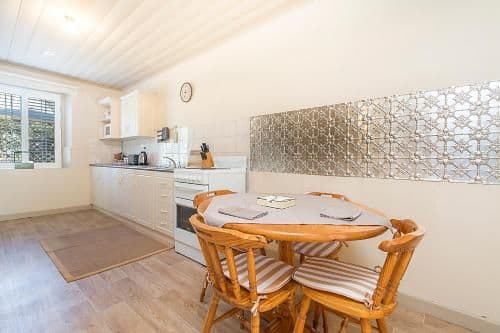 Stoneleigh One-Bedroom Cottage - 1
