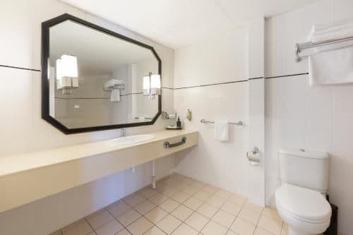 King Spa Suite