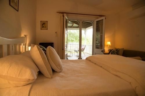 The Carriages Boutique Hotel and Vineyard1
