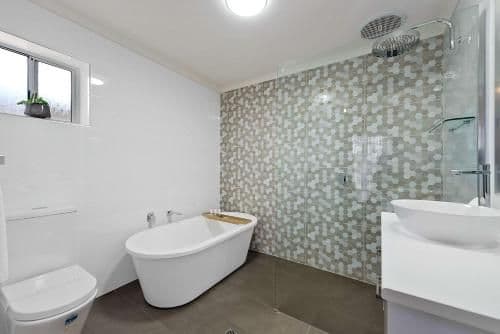 Luxury King Suite