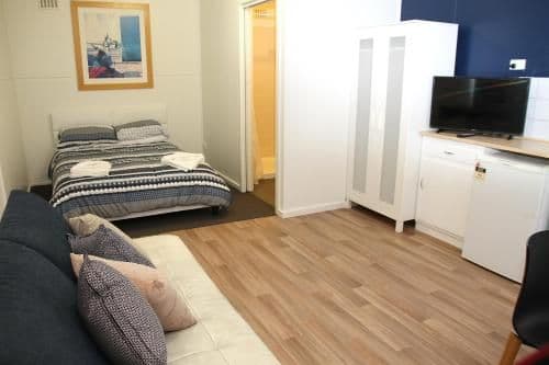 Twin Cabin with Private Bathroom
