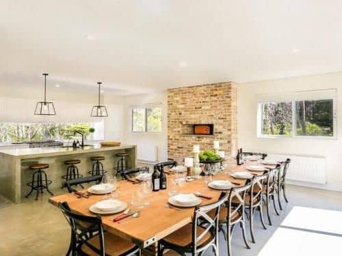 Amaroo - modern, luxurious and chic Amaroo - modern, luxurious and chic