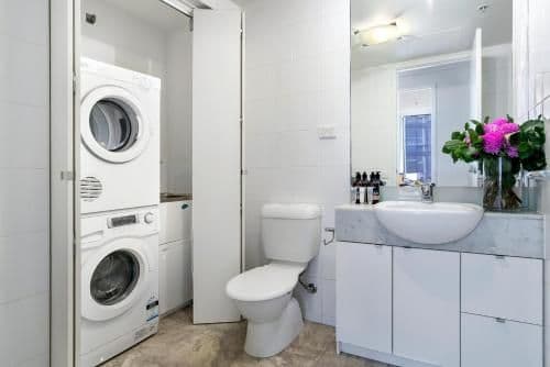 Two-Bedroom Two-Bathroom Apartment - Amy