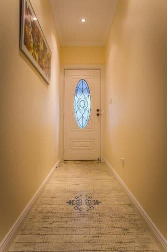 Apple Blossom Three- Bedroom Cottage