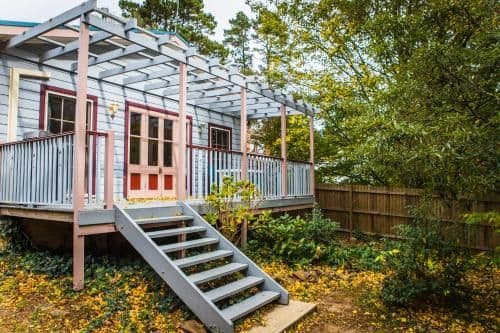 Apple Blossom Three- Bedroom Cottage