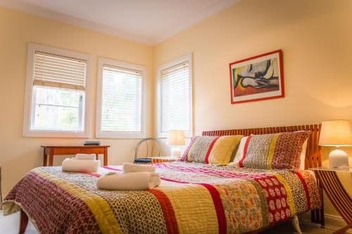 Apple Blossom Three- Bedroom Cottage