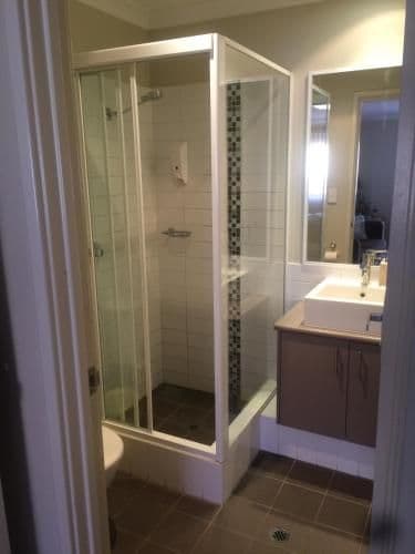 Room 6 Deluxe