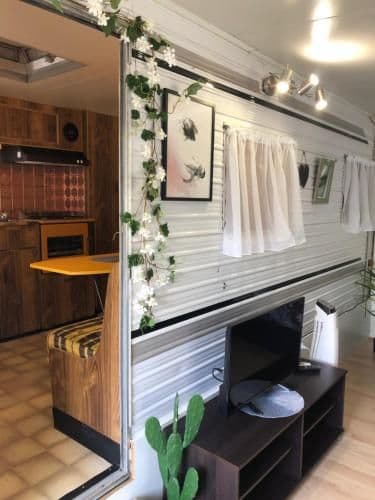Caravan - Gracie-Mae