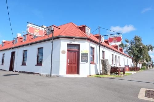 The Caledonian Inn0