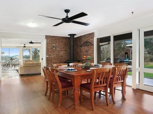 Cooinda - 50 percent off third night on weekend4