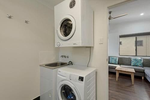 Deluxe 2 Bedroom Cabin