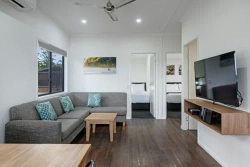 Deluxe 2 Bedroom Cabin