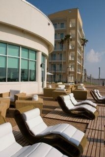 Peninsula Island Resort and Spa0