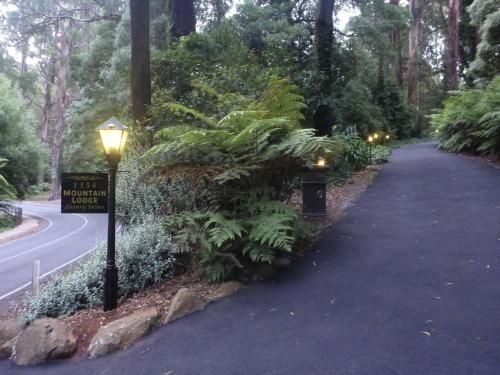 Mountain Lodge3