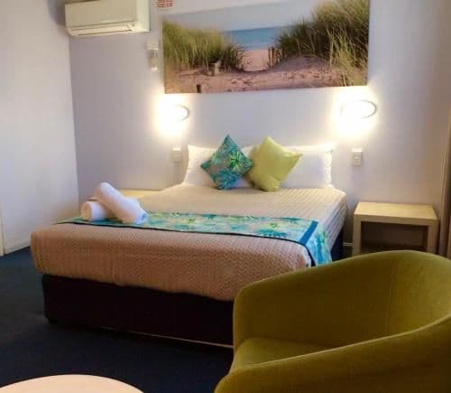 Executive Queen Room