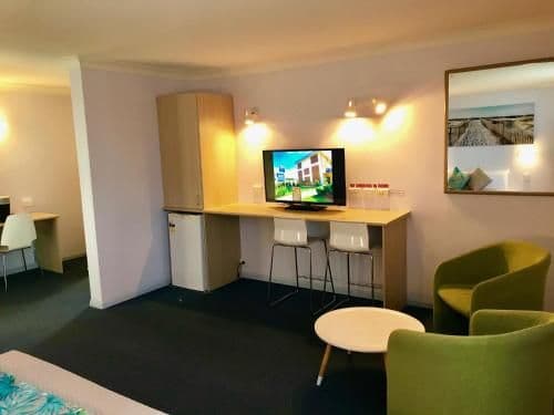 Executive Queen Room