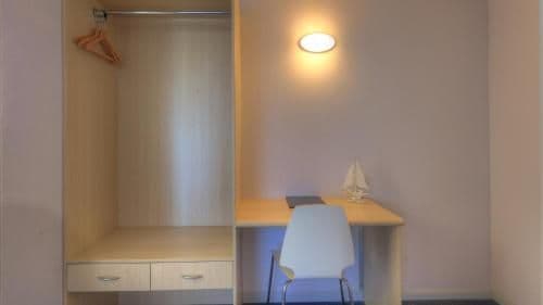 Executive Queen Room