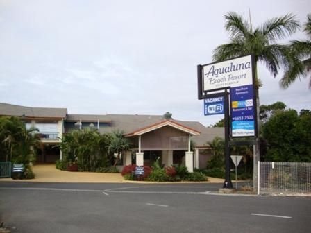 Aqualuna Beach Resort3