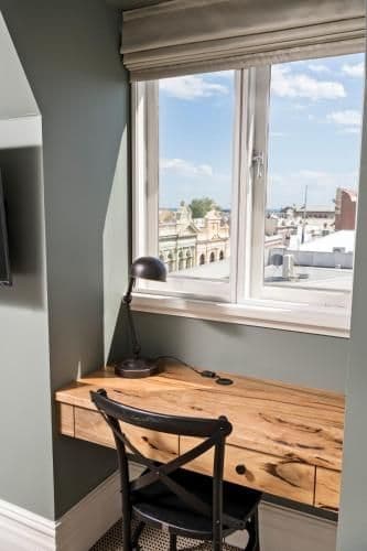Deluxe Queen Room