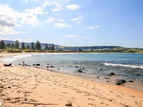 Palm Oasis - family friendly accommodation just a short walk to werri beach3