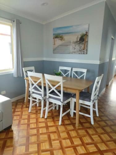 Bungalow - Water Front