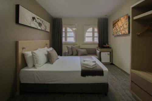 Superior Queen Room