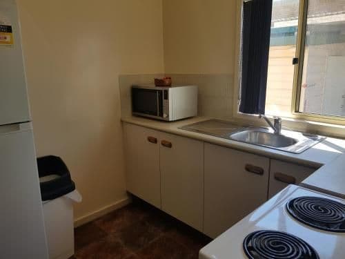 Four-Bedroom Cottage - Disability Access 7