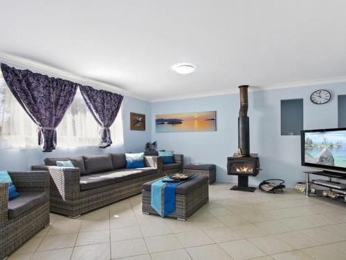 The Burra Break - 3 minute walk to beach access0