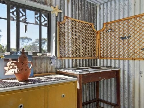 The Burra Break - 3 minute walk to beach access1