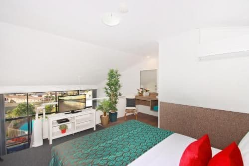 Executive Suite