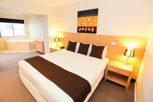 Superior King Room with Spa Bath