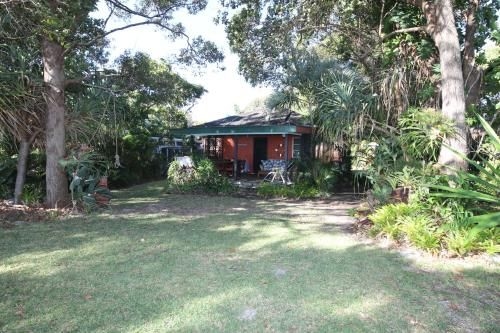 Signal Cottage0