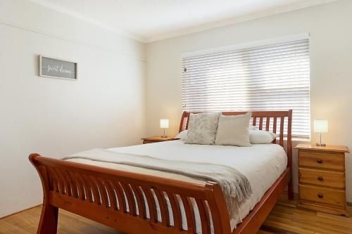 Spacious Renovated Apartment In Quiet Area2