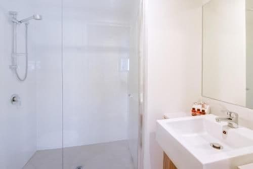Two-Bedroom Apartment with Lake View