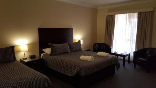 Triple Room