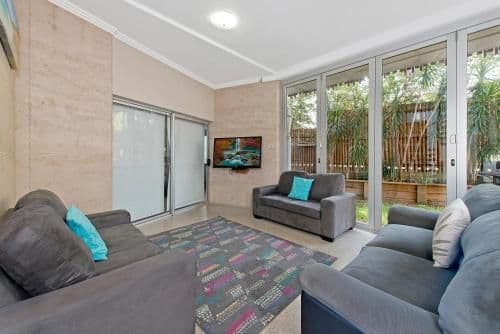 Villa 5