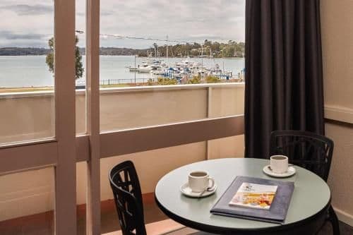 Family Room with Sea View - Non-Smoking